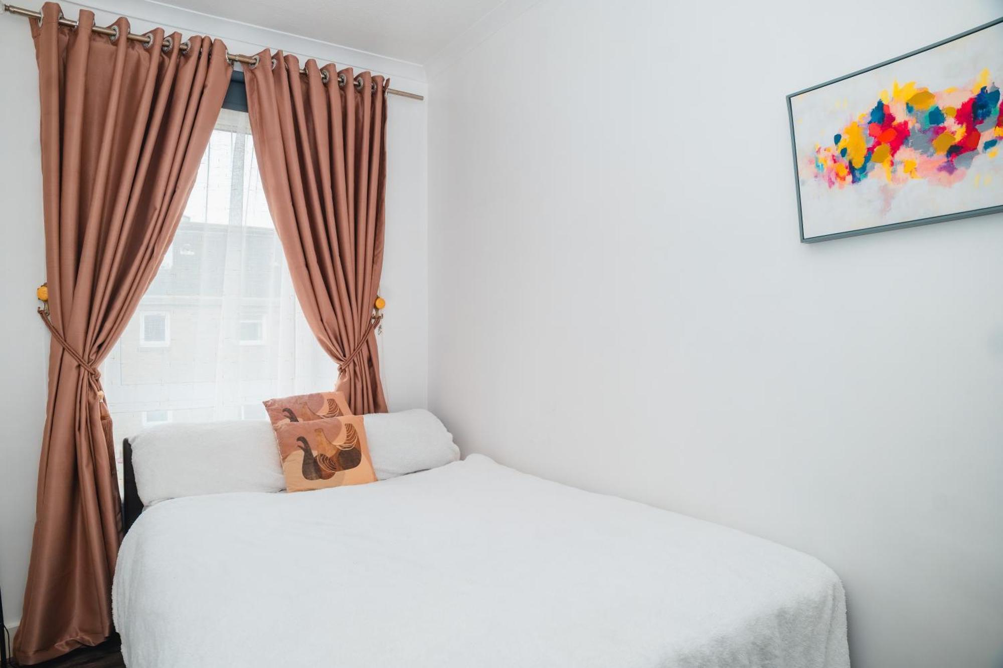 Entire Fabulous 2Bedroom First Floor Flat Located Within Close Proximity To City Centre & University Of Aberdeen With Private Parking Zewnętrze zdjęcie