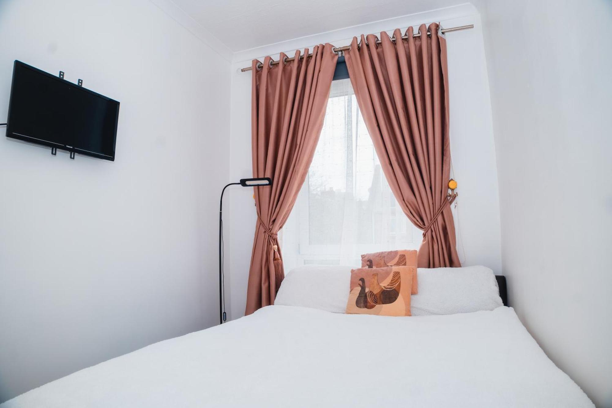 Entire Fabulous 2Bedroom First Floor Flat Located Within Close Proximity To City Centre & University Of Aberdeen With Private Parking Zewnętrze zdjęcie